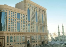 Dar Al Eiman Royal Hotel 