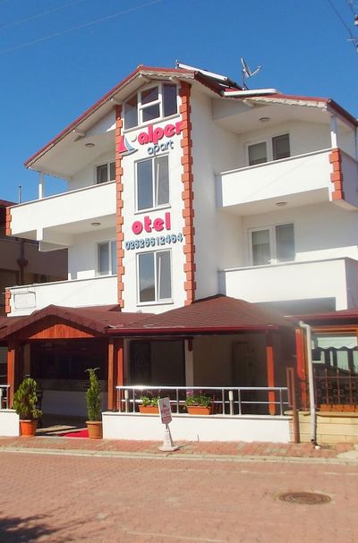 book kerpe alper apart otel on almosafer