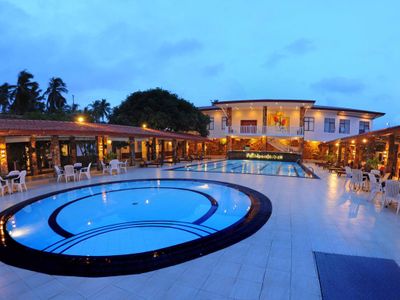 Book Full Moon Garden Hotel Seeduwa Katunayake Book Now With Almosafer