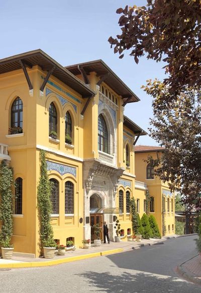 Book Four Seasons Hotel Istanbul At Sultanahmet Istanbul Book Now With Almosafer