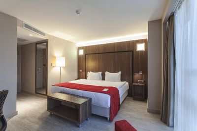 Ramada Hotel Suites By Wyndham Kemalpasa Izmir In Turkey Room Deals Photos Reviews