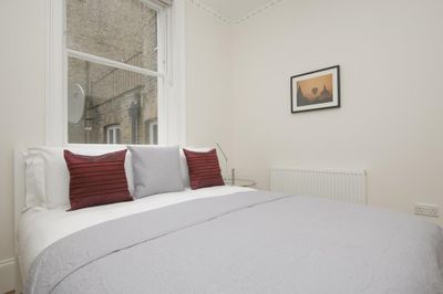 سرير نوم اطفال ساكو