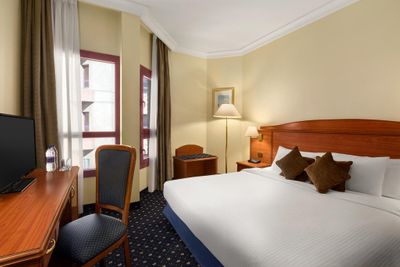 احجز حفر الباطن رمادا حفر الباطن