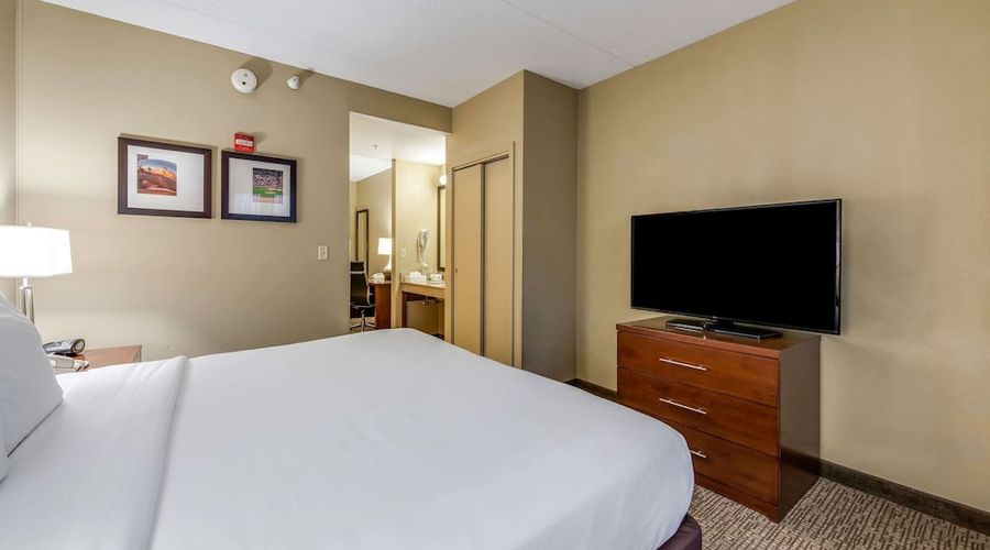 Comfort Suites Chicago O'Hare Airport-null of 63 photos