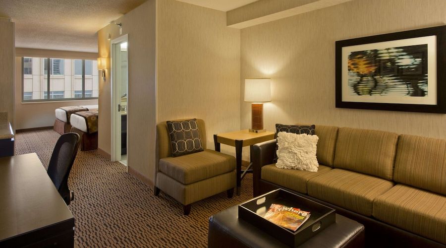DoubleTree Suites by Hilton Minneapolis Downtown-null of 36 photos