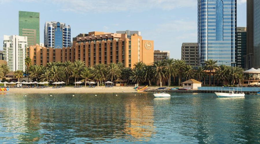 Sheraton Abu Dhabi Hotel & Resort-1 of 42 photos