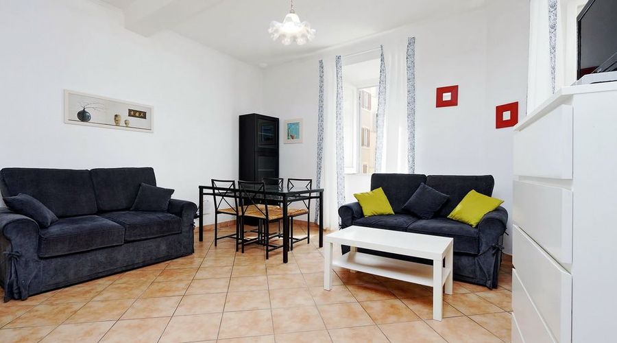 Recently Renovated Halldis Apartment Close to the Trevi Fontain-26 of 27 photos