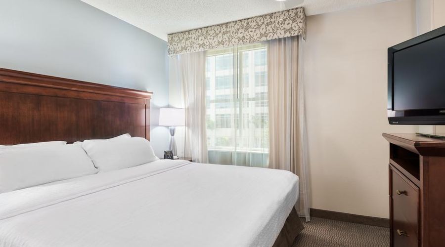 احجز تامبا هوموود سويتس باي هيلتون تامبا إيربورت ويست شور احجز الآن مع المسافر