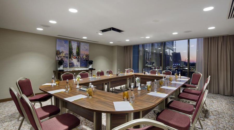 Hilton Garden Inn Istanbul Beylikduzu Book Hilton Garden Inn Istanbul Beylikduzu With Almosafer